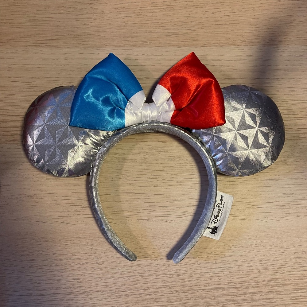 Disney EPCOT France Minnie Ears